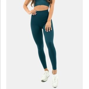 Balance Athletica Topaz Seamless Energy Pant